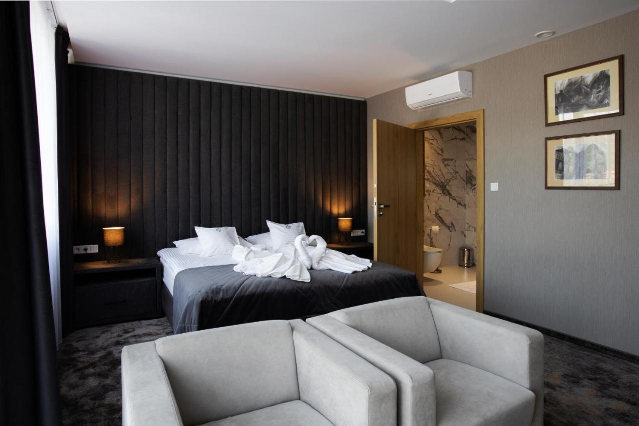 Hotel Beskid Balneo Medical Resort & Spa Piwniczna-Zdroj Exteriör bild