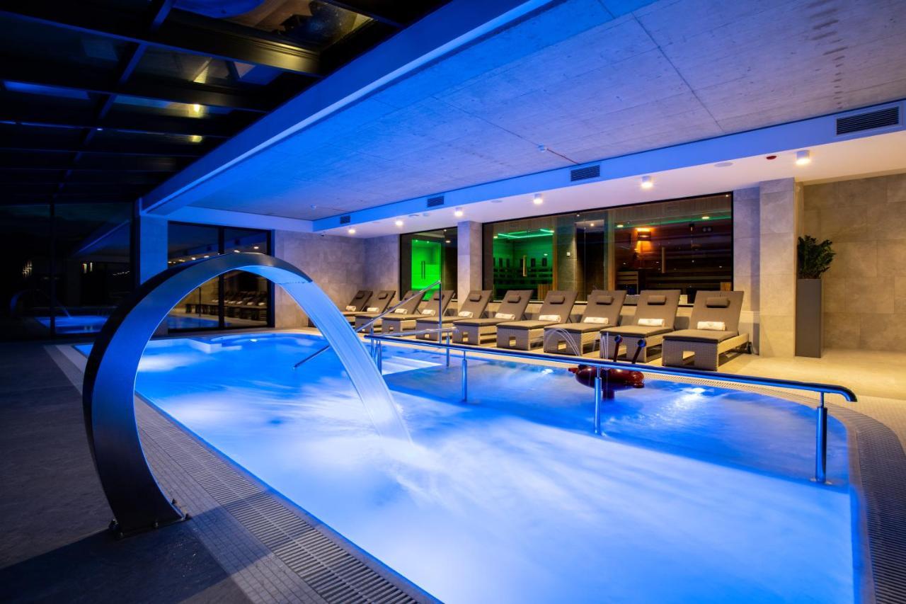 Hotel Beskid Balneo Medical Resort & Spa Piwniczna-Zdroj Exteriör bild