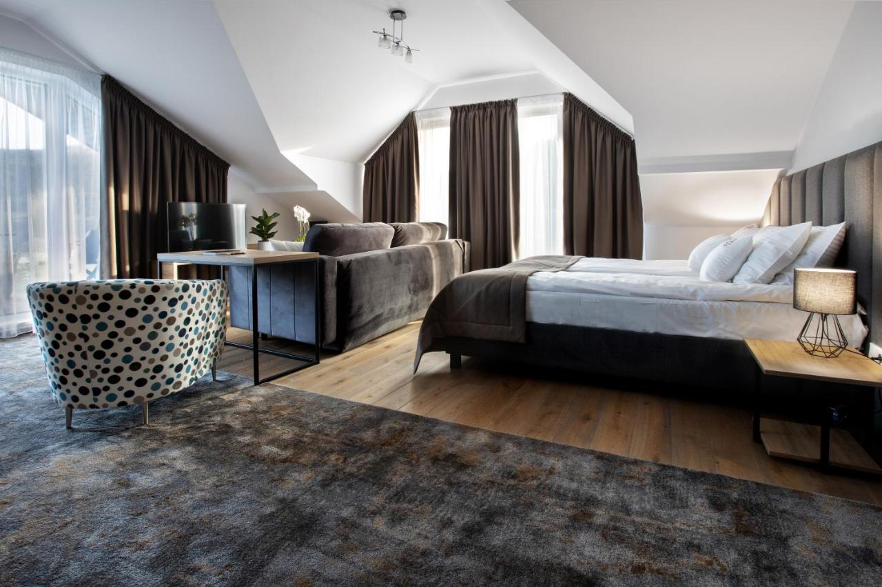 Hotel Beskid Balneo Medical Resort & Spa Piwniczna-Zdroj Exteriör bild